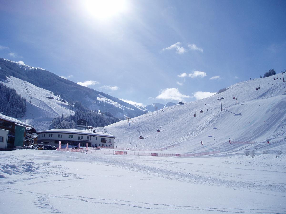 Am Zwoelferkogel Appartements Saalbach-Hinterglemm Exterior photo